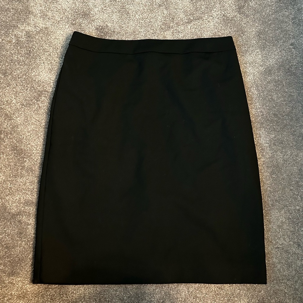 NWT LOFT BLACK SKIRT